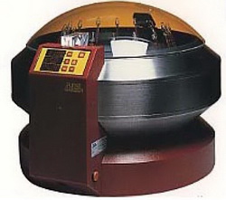 Центрифуга SuperVario-N для анализа жира от FUNKE-GERBER. Поставщик СИМАС.